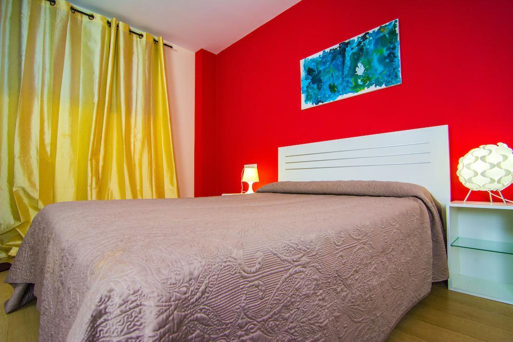 Apartamentos 16:9 Playa Suites Almeria Exterior photo