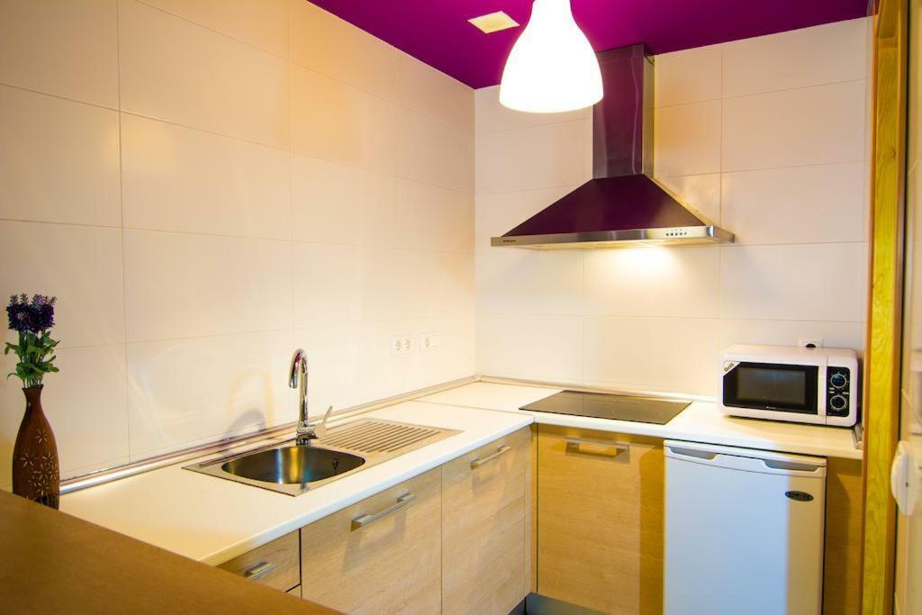 Apartamentos 16:9 Playa Suites Almeria Exterior photo